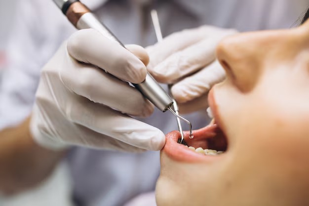 Lula sanciona programa de reconstrução dentária no SUS para mulheres vítimas de violência
